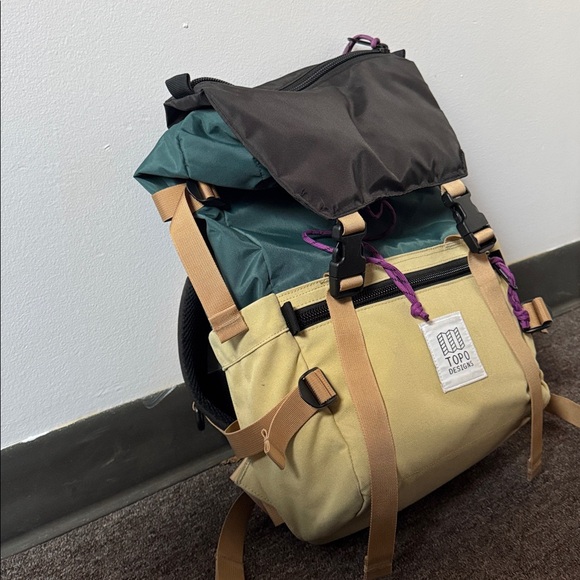 Topo Designs Rover Pack - Picture 2 of 3